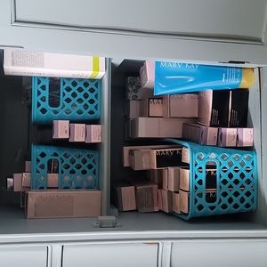 Mary Kay starter kit PLUS entire stock